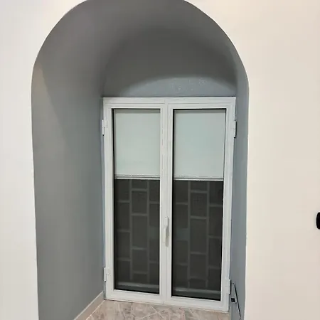 Апартаменты Di Napoli's Неаполь